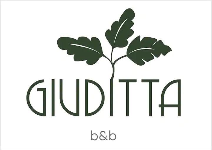 Giuditta B&B Ciriè Buitenkant foto